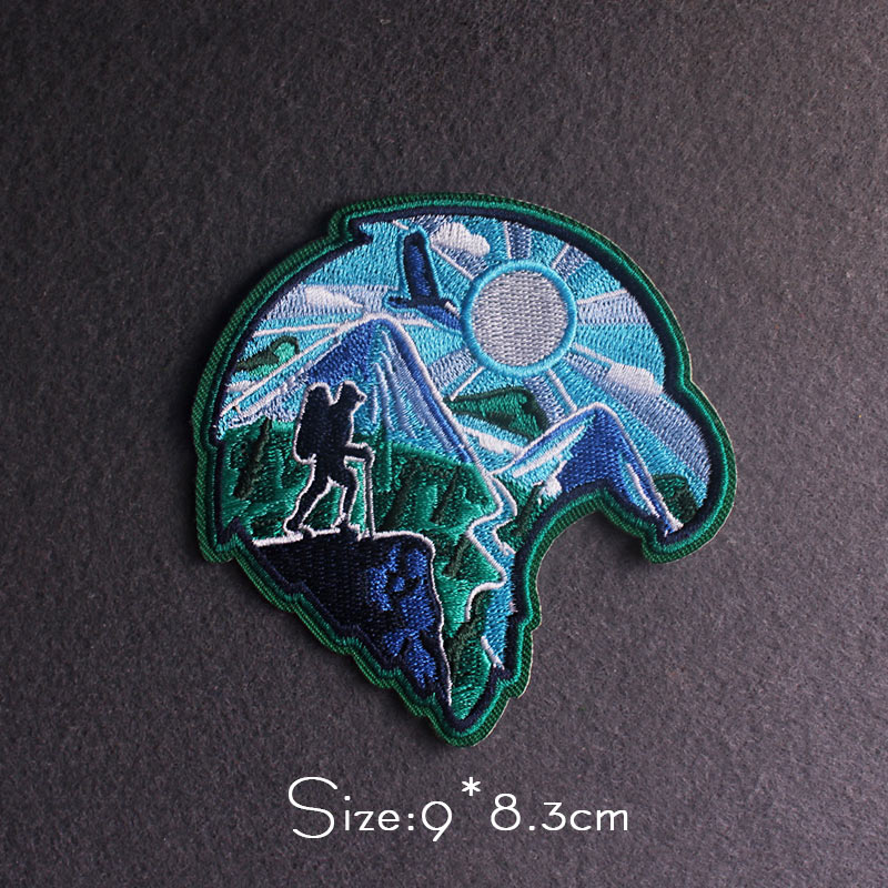 Van Gogh Patch Mountain Campin - Outdoor Adventure And Travel Show บทวิจารณ์และราคา